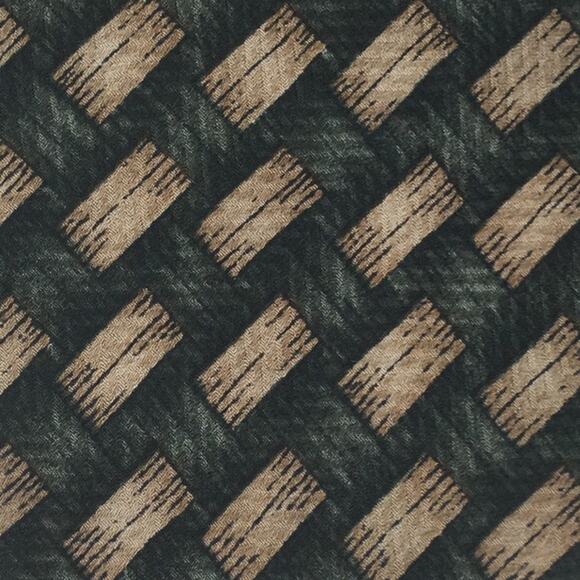 BILL BLASS ALL SILK NECKTIE - Picture 2 of 8